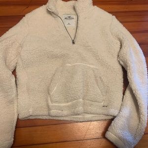 Hollister fleece